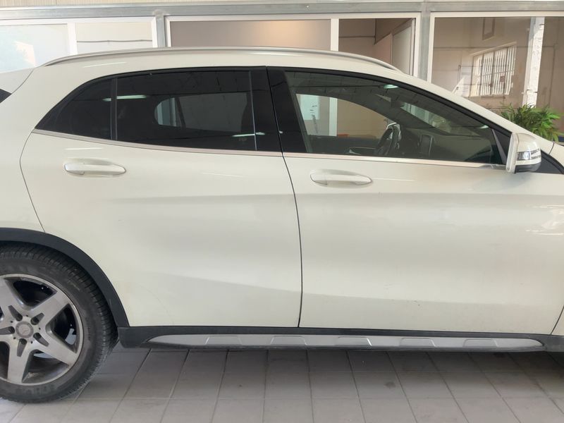 Mercedes-Benz GLA-Klasse GLA 220 d 4Matic Premium 2014 – снимка 10