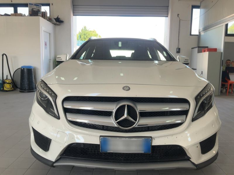 Mercedes-Benz GLA-Klasse GLA 220 d 4Matic Premium 2014 – снимка 14