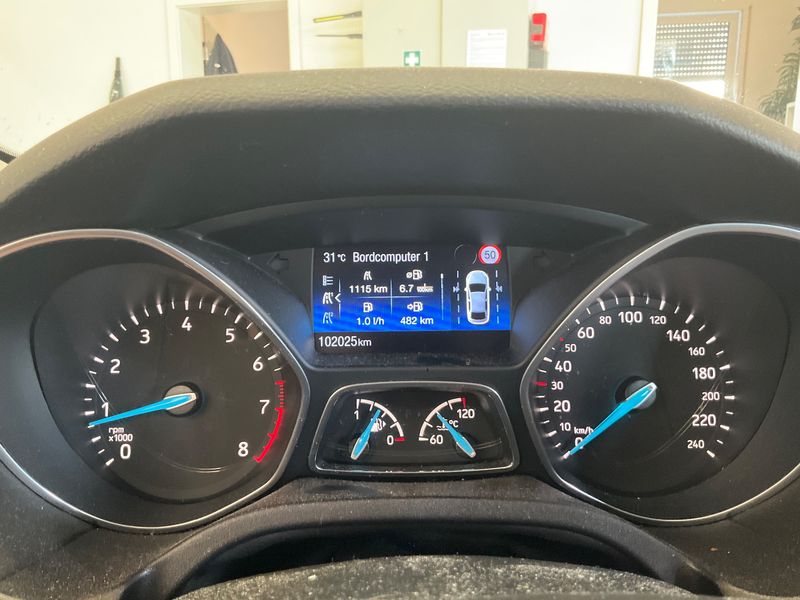 Ford Focus 1.5 EcoBoost Titanium 2017 – снимка 19