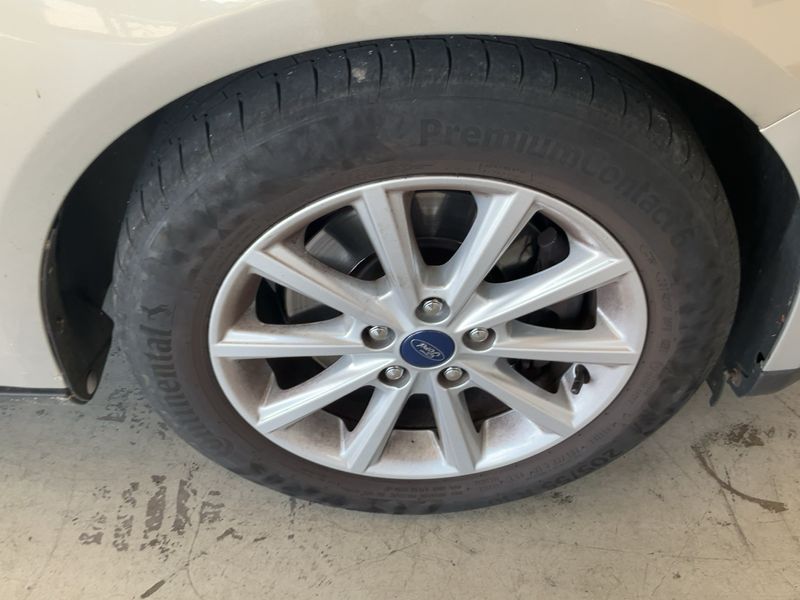 Ford Focus 1.5 EcoBoost Titanium 2017 – снимка 11