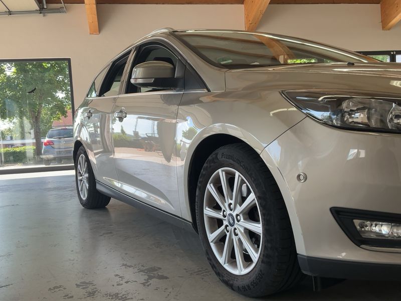 Ford Focus 1.5 EcoBoost Titanium 2017 – снимка 12