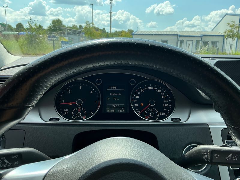 Volkswagen Passat CC 2.0 TDI BlueMotion Tech 2011 – снимка 18