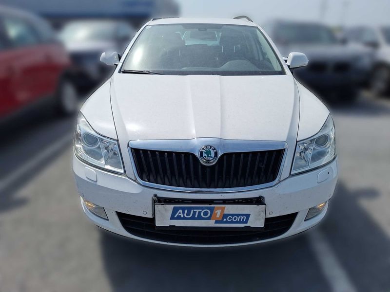 Skoda Octavia 2.0 TDI Twenty 2012 – снимка 7