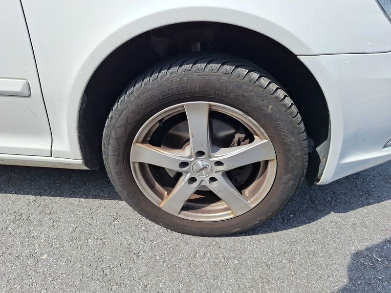 Skoda Octavia 2.0 TDI Twenty 2012 – снимка 19