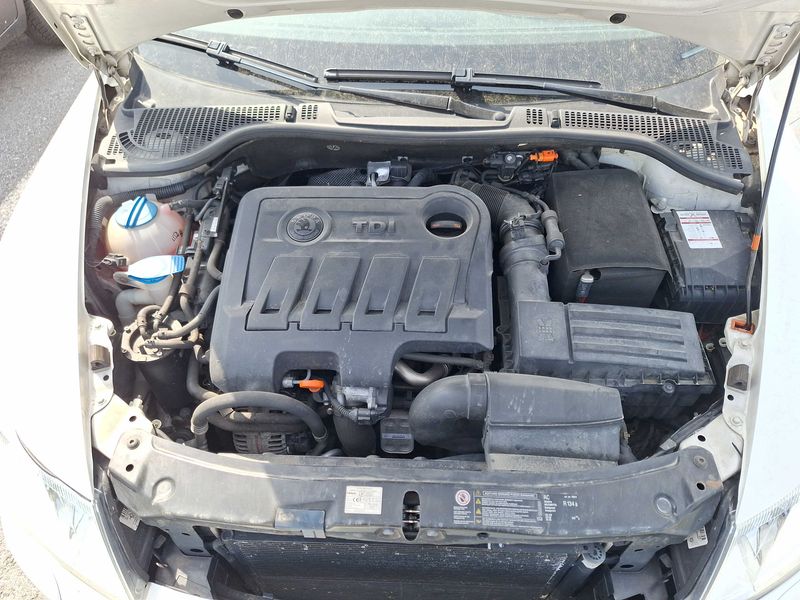 Skoda Octavia 2.0 TDI Twenty 2012 – снимка 8