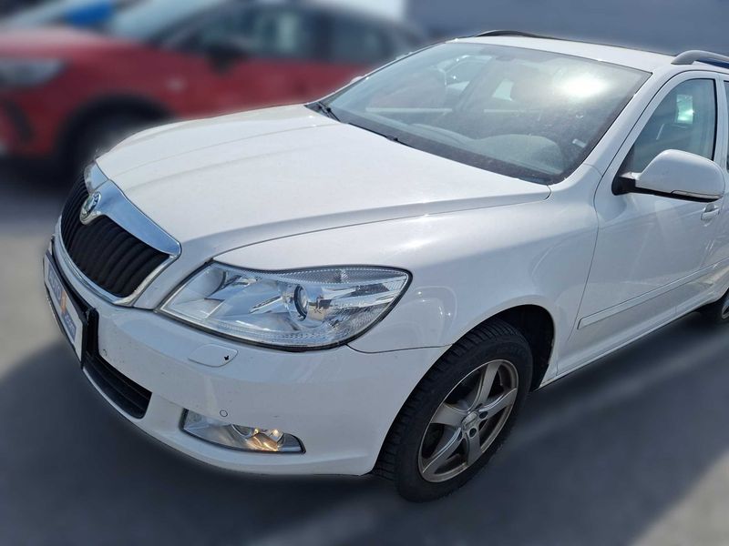 Skoda Octavia 2.0 TDI Twenty 2012 – снимка 2