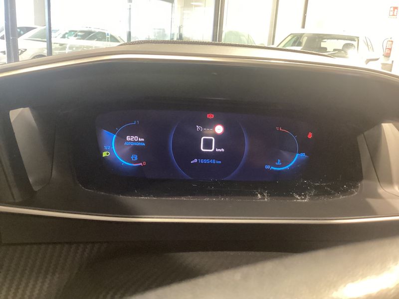 Peugeot 208 1.5 Blue-HDi Allure Pack 2022 – снимка 18