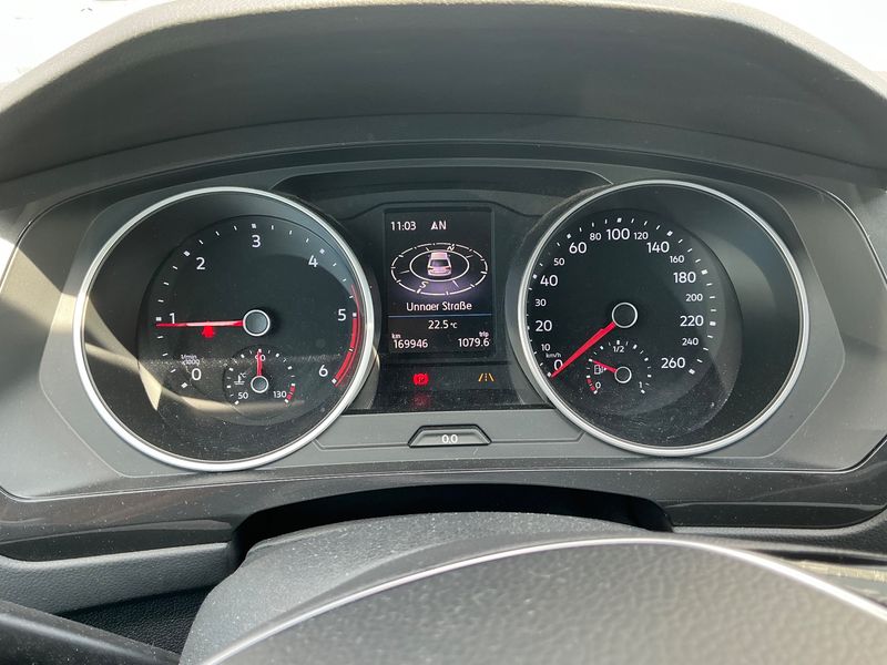 Volkswagen Tiguan 2.0 TDI IQ.DRIVE 2019 – снимка 19
