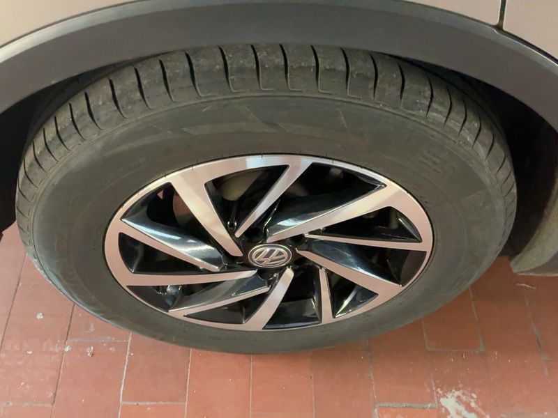 Volkswagen Tiguan 2.0 TDI IQ.DRIVE 2019 – снимка 9