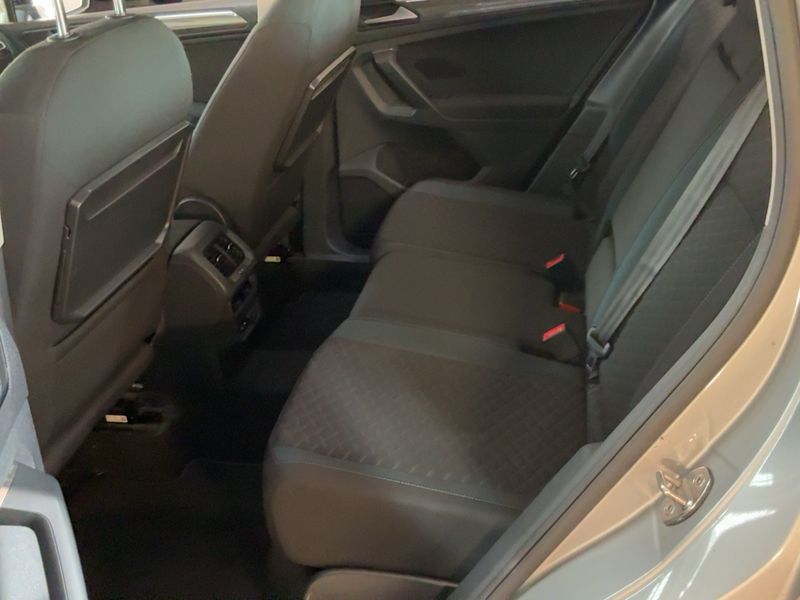Volkswagen Tiguan 2.0 TDI IQ.DRIVE 2019 – снимка 20
