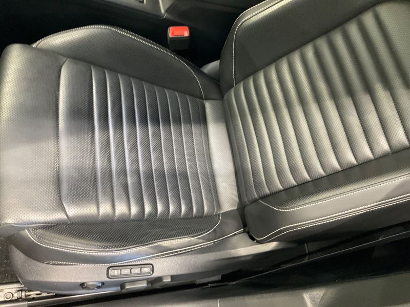 Volkswagen Passat 2.0 TSI Elegance 4Motion 2022 – снимка 25