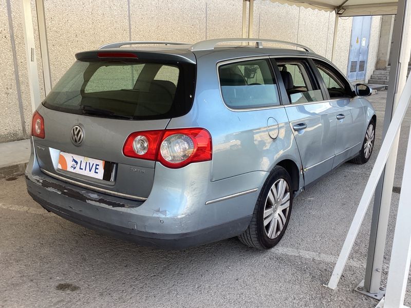 Volkswagen Passat 2.0 TDI Highline 2008 – снимка 2