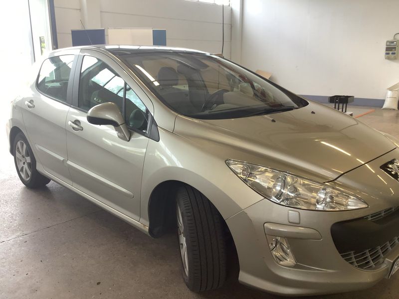Peugeot 308 1.6 HDi Sport Plus 2008 – снимка 12