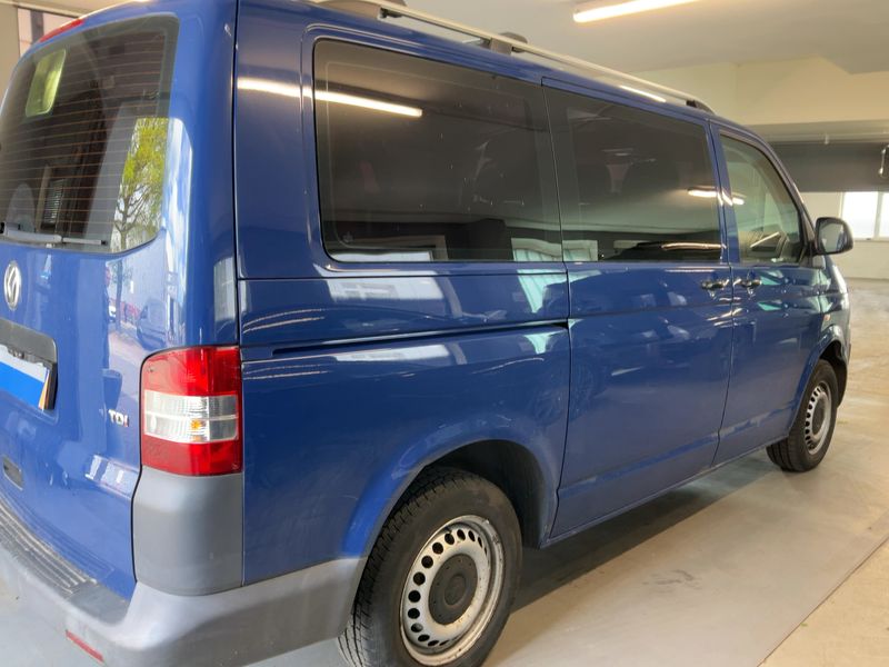 Volkswagen T5 Kombi 2.0 TDI 2011 – снимка 8