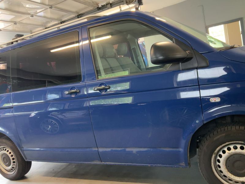 Volkswagen T5 Kombi 2.0 TDI 2011 – снимка 10