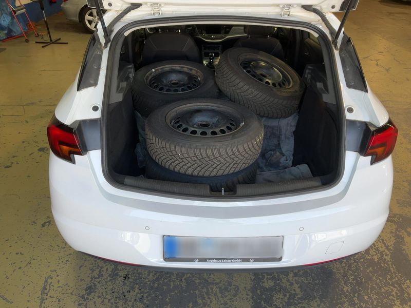 Opel Astra 1.2 Turbo Edition Start/Stop 2021 – снимка 16