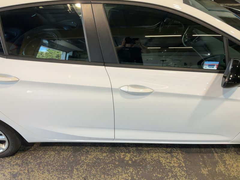 Opel Astra 1.2 Turbo Edition Start/Stop 2021 – снимка 10