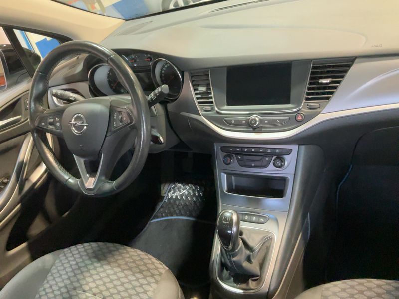 Opel Astra 1.2 Turbo Edition Start/Stop 2021 – снимка 18