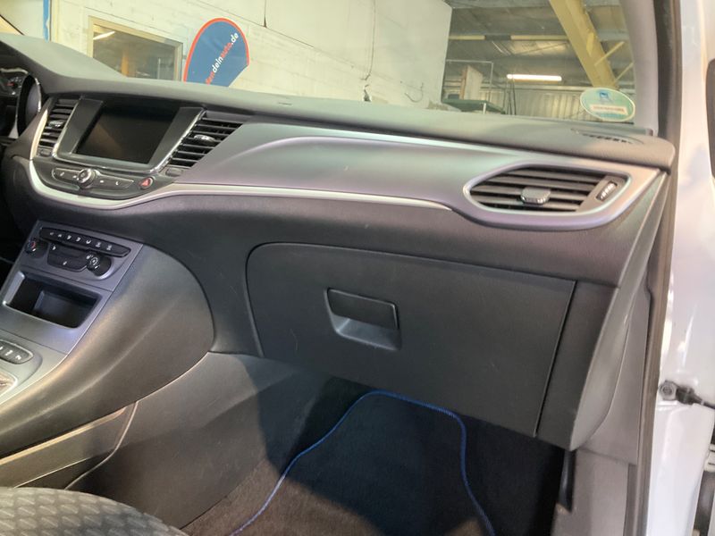 Opel Astra 1.2 Turbo Edition Start/Stop 2021 – снимка 25