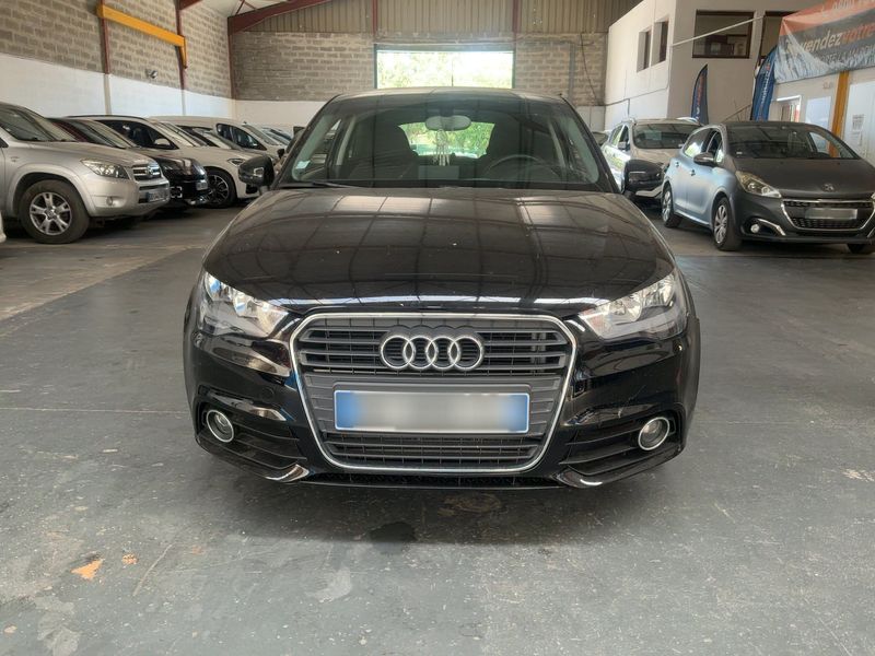 Audi A1 1.6 TDI Ambition 2011 – снимка 14