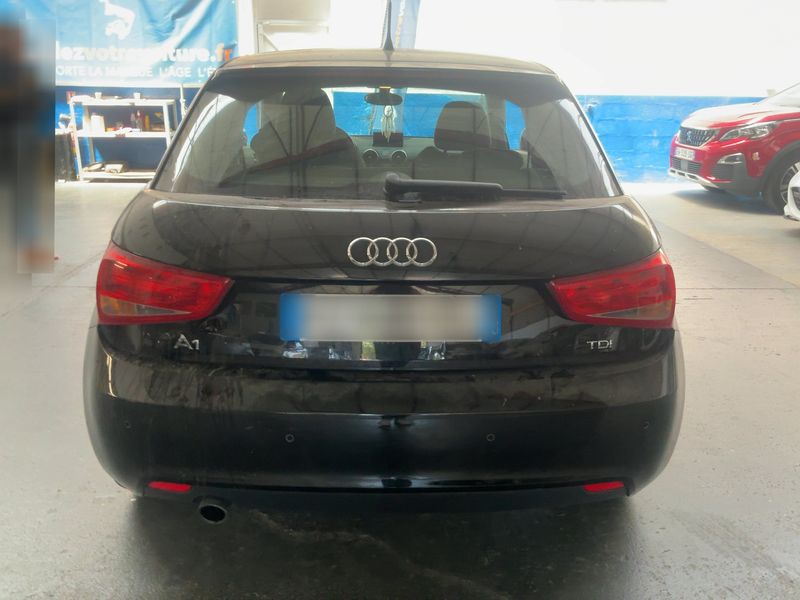 Audi A1 1.6 TDI Ambition 2011 – снимка 7