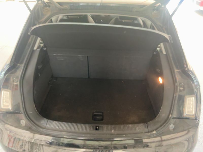 Audi A1 1.6 TDI Ambition 2011 – снимка 15