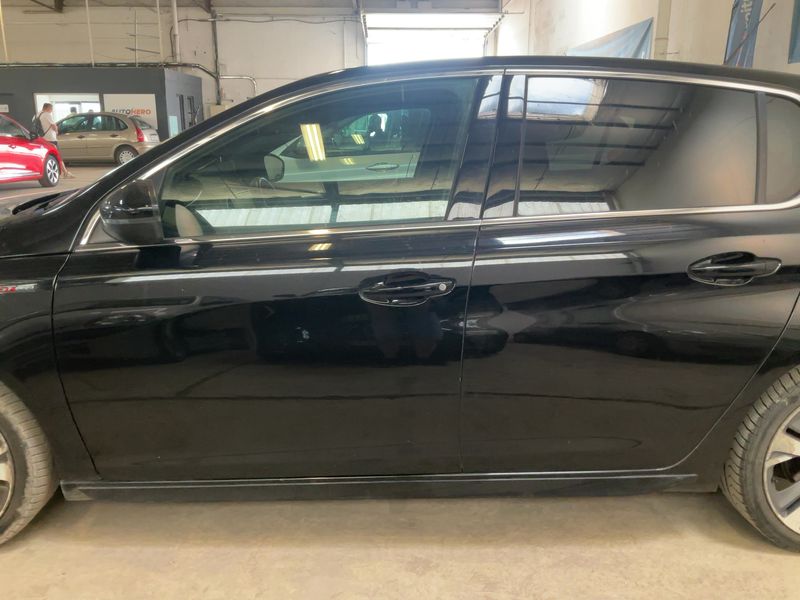 Peugeot 308 1.2 e-THP GT Line 2019 – снимка 4