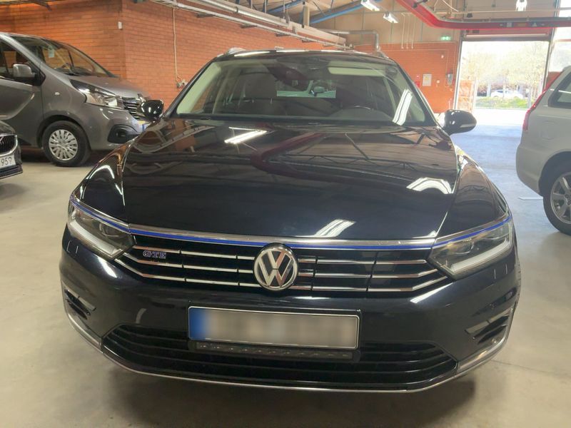 Volkswagen Passat 1.4 GTE 2018 – снимка 14