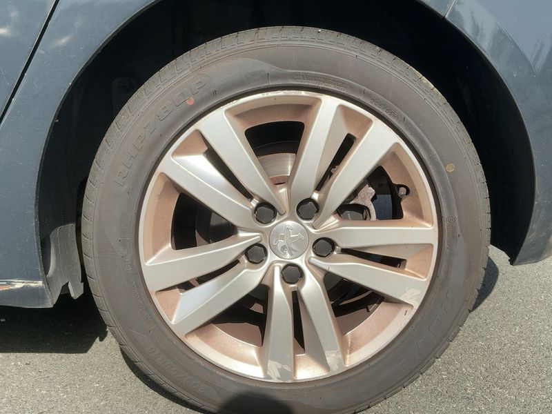 Peugeot 308 1.5 Blue-HDi Active Business 2019 – снимка 5