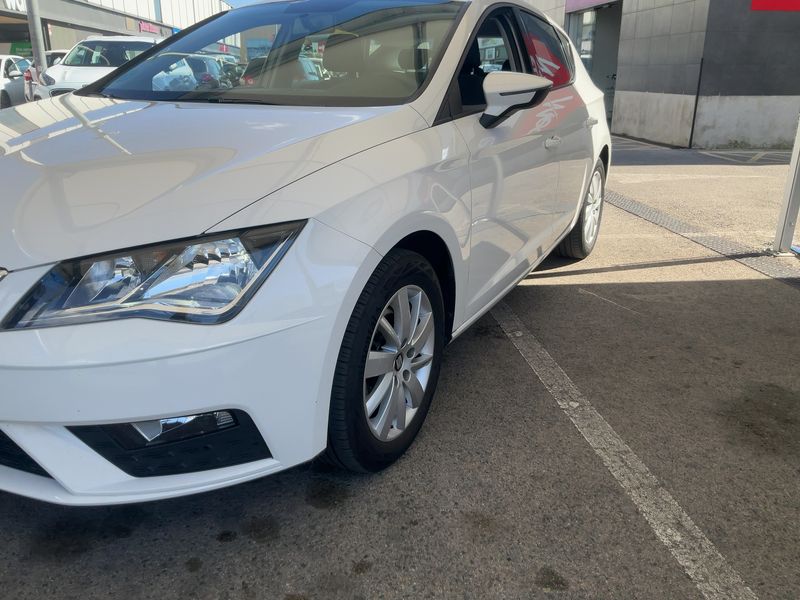 Seat Leon 1.6 TDI Reference Plus 2017 – снимка 2