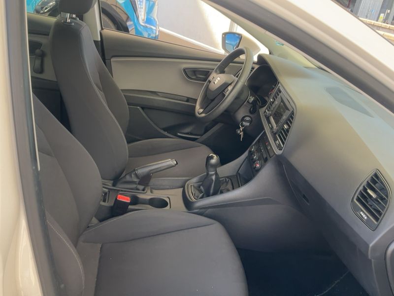 Seat Leon 1.6 TDI Reference Plus 2017 – снимка 16