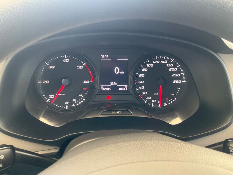Seat Leon 1.6 TDI Reference Plus 2017 – снимка 18