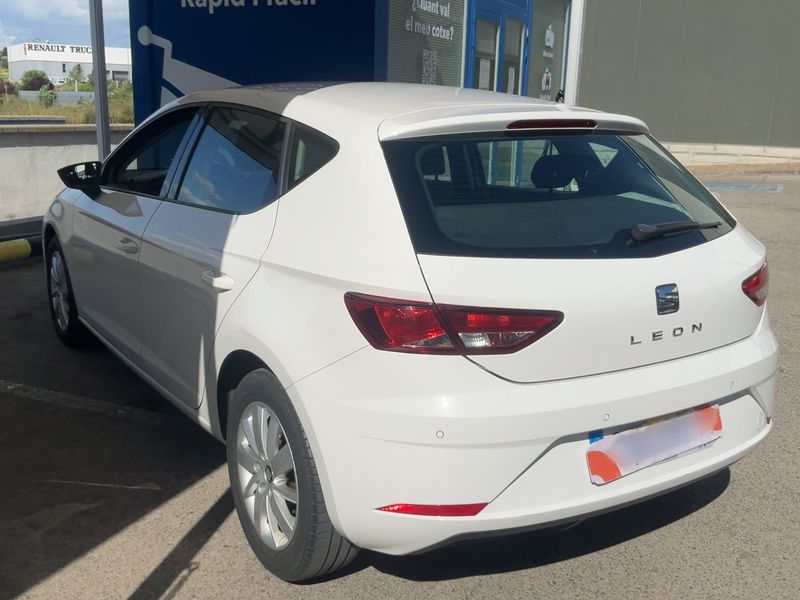 Seat Leon 1.6 TDI Reference Plus 2017 – снимка 6