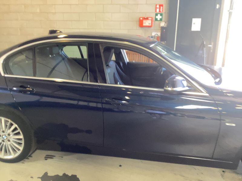 BMW 3er 320i 2013 – снимка 10