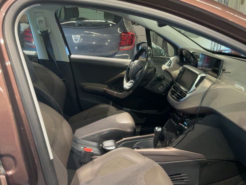 Peugeot 2008 1.6 Allure 2014 – снимка 16
