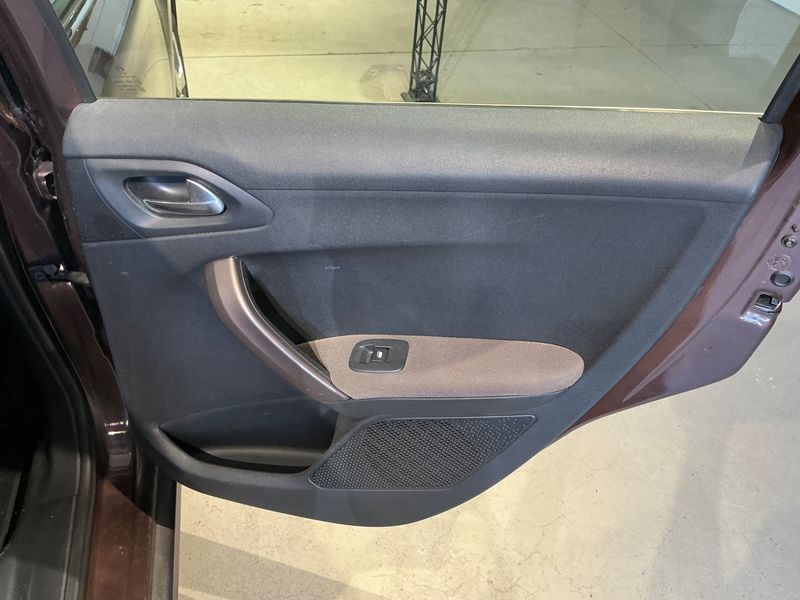 Peugeot 2008 1.6 Allure 2014 – снимка 28