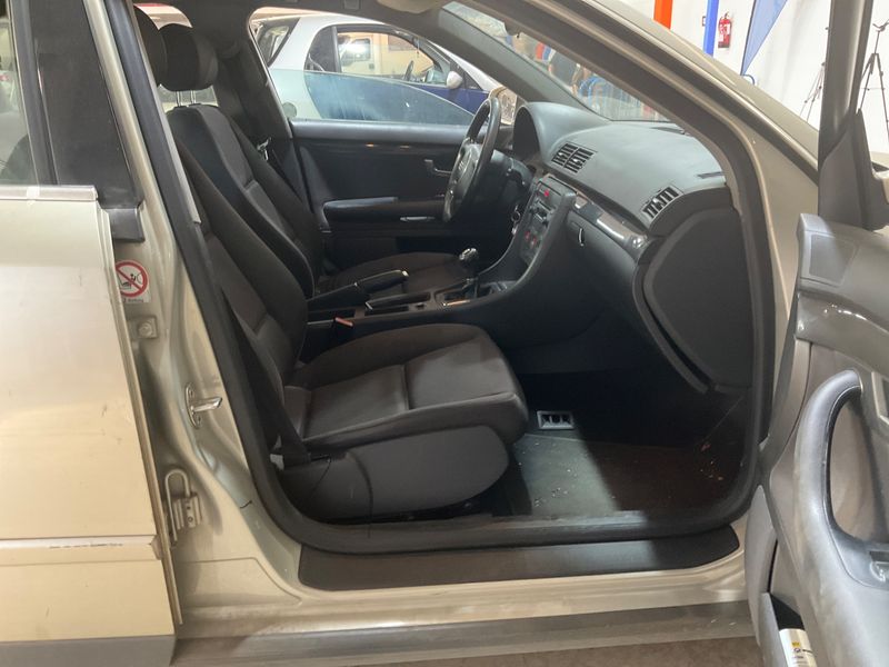 Audi A4 1.9 TDI 2004 – снимка 3