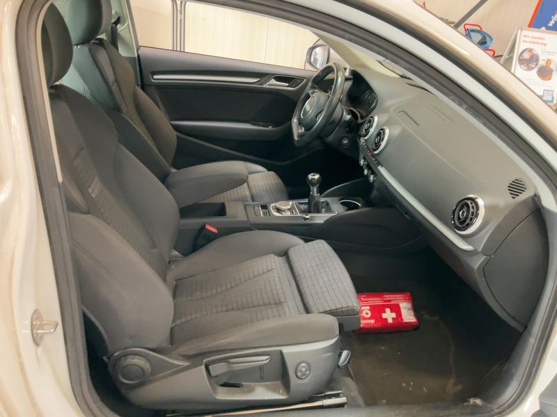 Audi A3 1.4 TFSI Ambition 2015 – снимка 17