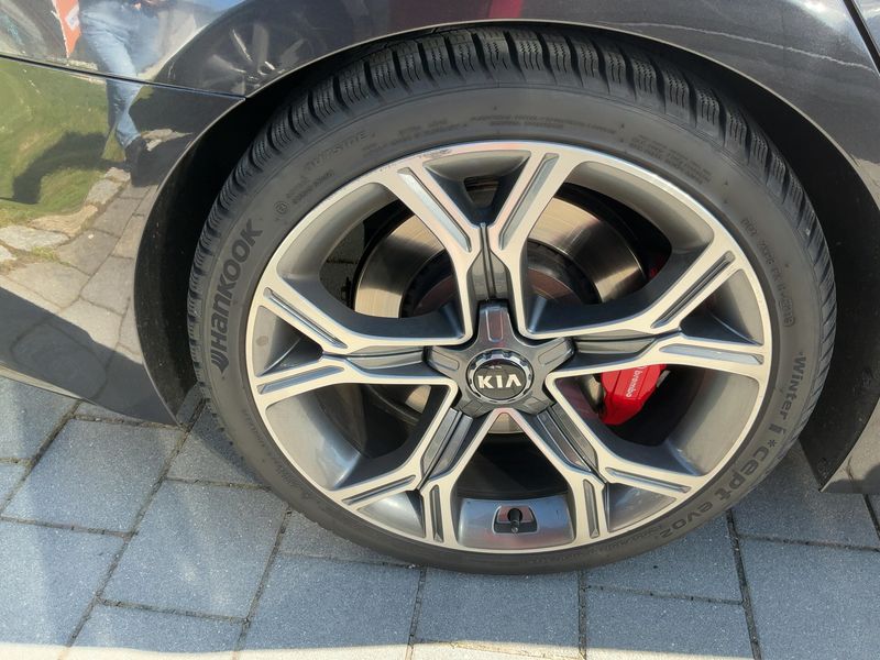 Kia Stinger 3.3 V6 TGDI GT 4WD 2019 – снимка 9