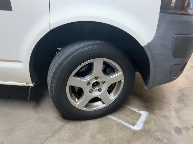 Volkswagen T5 Transporter 2.0 TDI Kasten lang 2012 – снимка 11