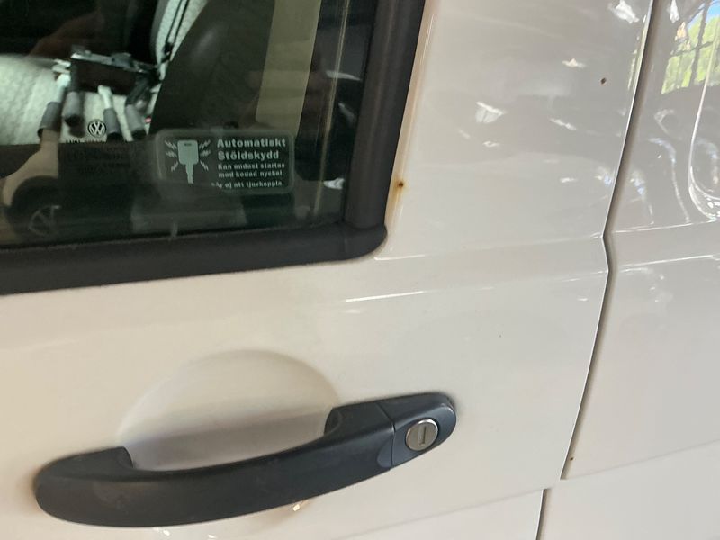 Volkswagen T5 Transporter 2.0 TDI Kasten lang 2012 – снимка 33
