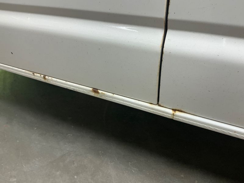 Volkswagen T5 Transporter 2.0 TDI Kasten lang 2012 – снимка 21
