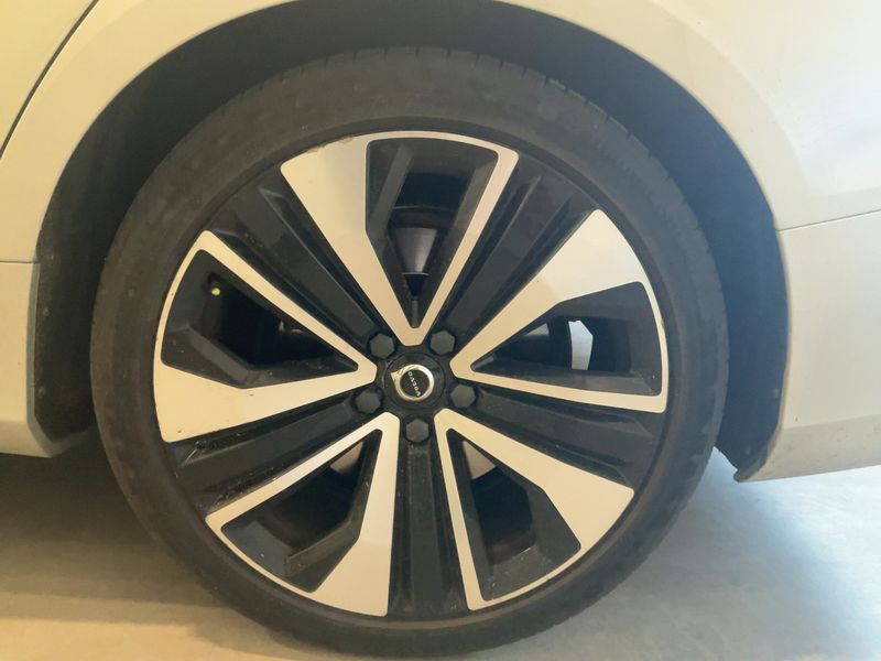 Volvo V60 2.0 T8 Plug-in Hybrid Inscription Expression AWD 2020 – снимка 5
