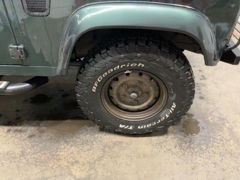 Land Rover Defender 2.4 Td4 110 S Station Wagon 2011 – снимка 11