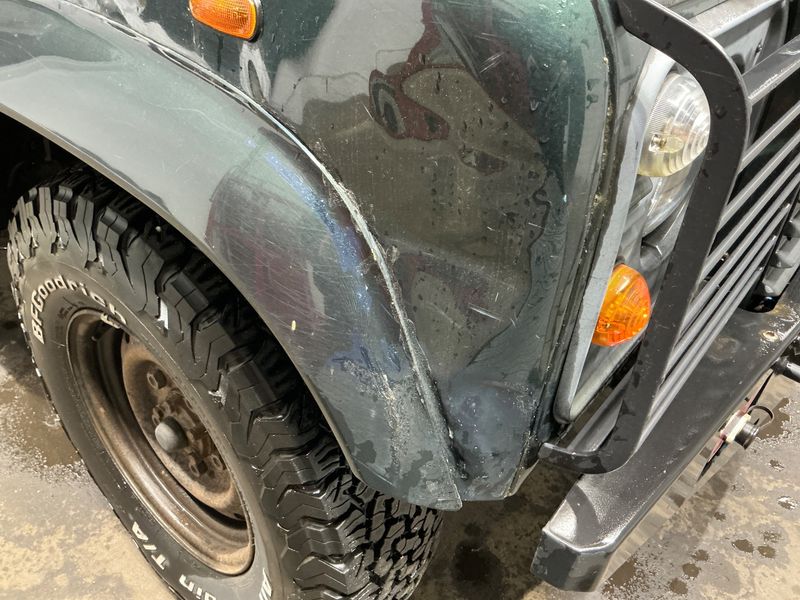 Land Rover Defender 2.4 Td4 110 S Station Wagon 2011 – снимка 23