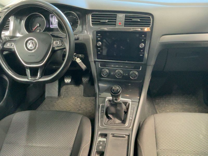 Volkswagen Golf VII 1.6 TDI Trendline BlueMotion Tech 2017 – снимка 17