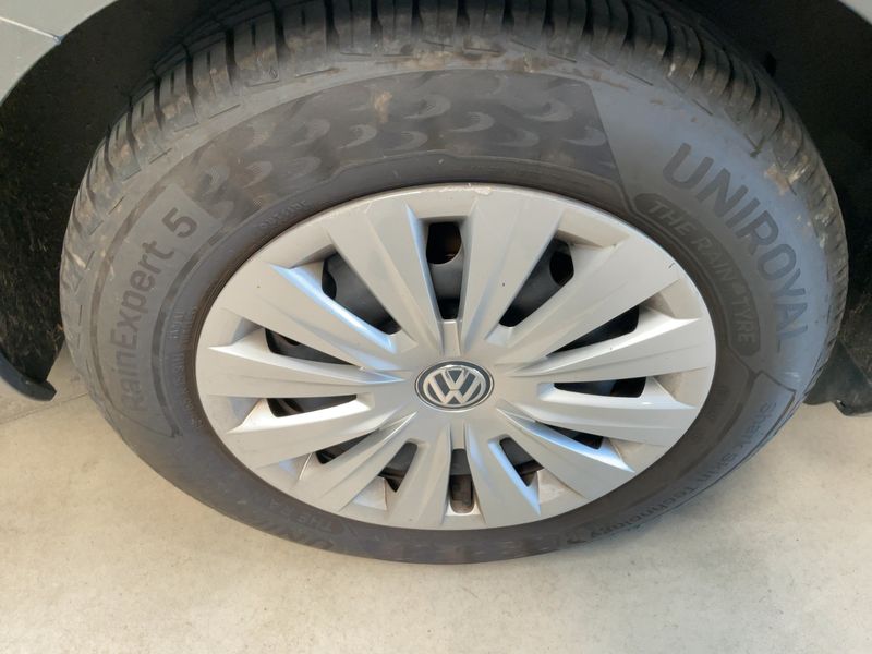 Volkswagen Golf VII 1.6 TDI Trendline BlueMotion Tech 2017 – снимка 9
