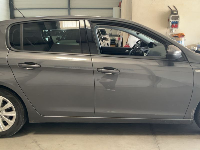 Peugeot 308 1.2 e-THP Style 2016 – снимка 10
