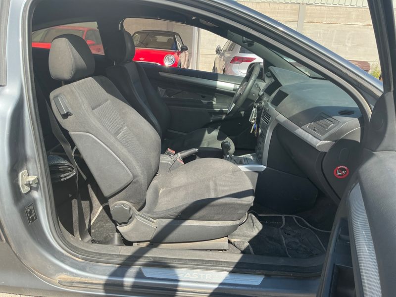 Opel Astra GTC 1.9 CDTI Sport 2005 – снимка 3