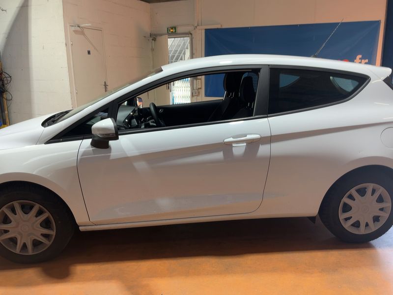 Ford Fiesta 1.1 Affaires Business 2019 – снимка 4